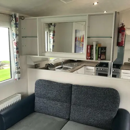 Static Caravan-haven, Lake District Campsite 3*