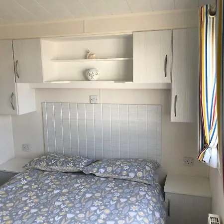 Static Caravan-haven, Like District