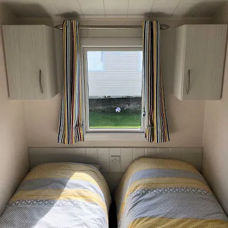 Static Caravan-haven, Like District Camping Flookburgh
